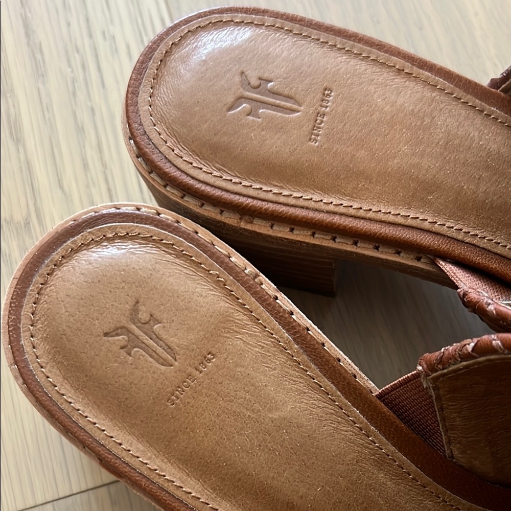 FRYE Women's cognac brown woven mules (SIZE 7.5) - Picture 2 of 7